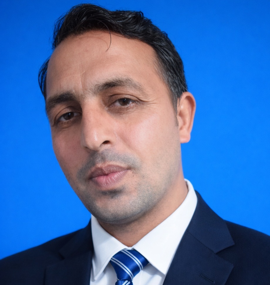 Mr. Waheed Anjum - Stenographer